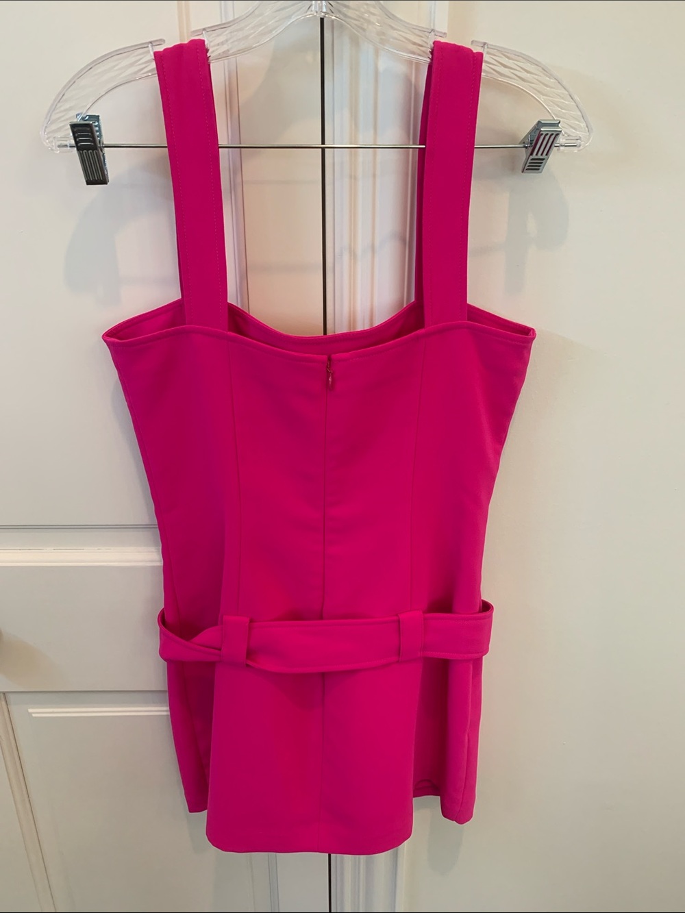 Like new—-Amanda Uprichard Hot Pink Square-Neck Mini Romper with Belt - Picture 4 of 6